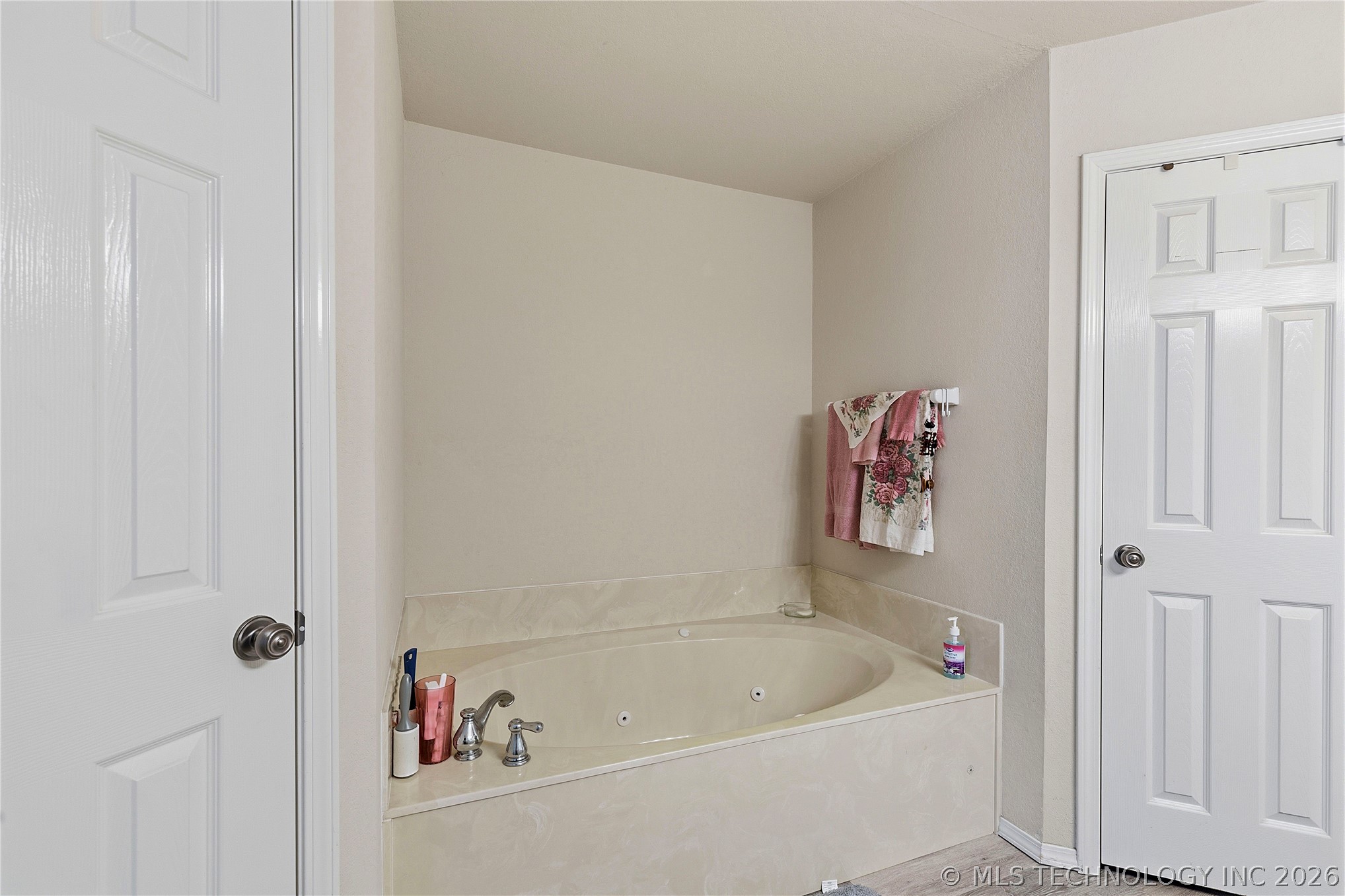 3244 S 202nd East Avenue E Broken Arrow OK 74014