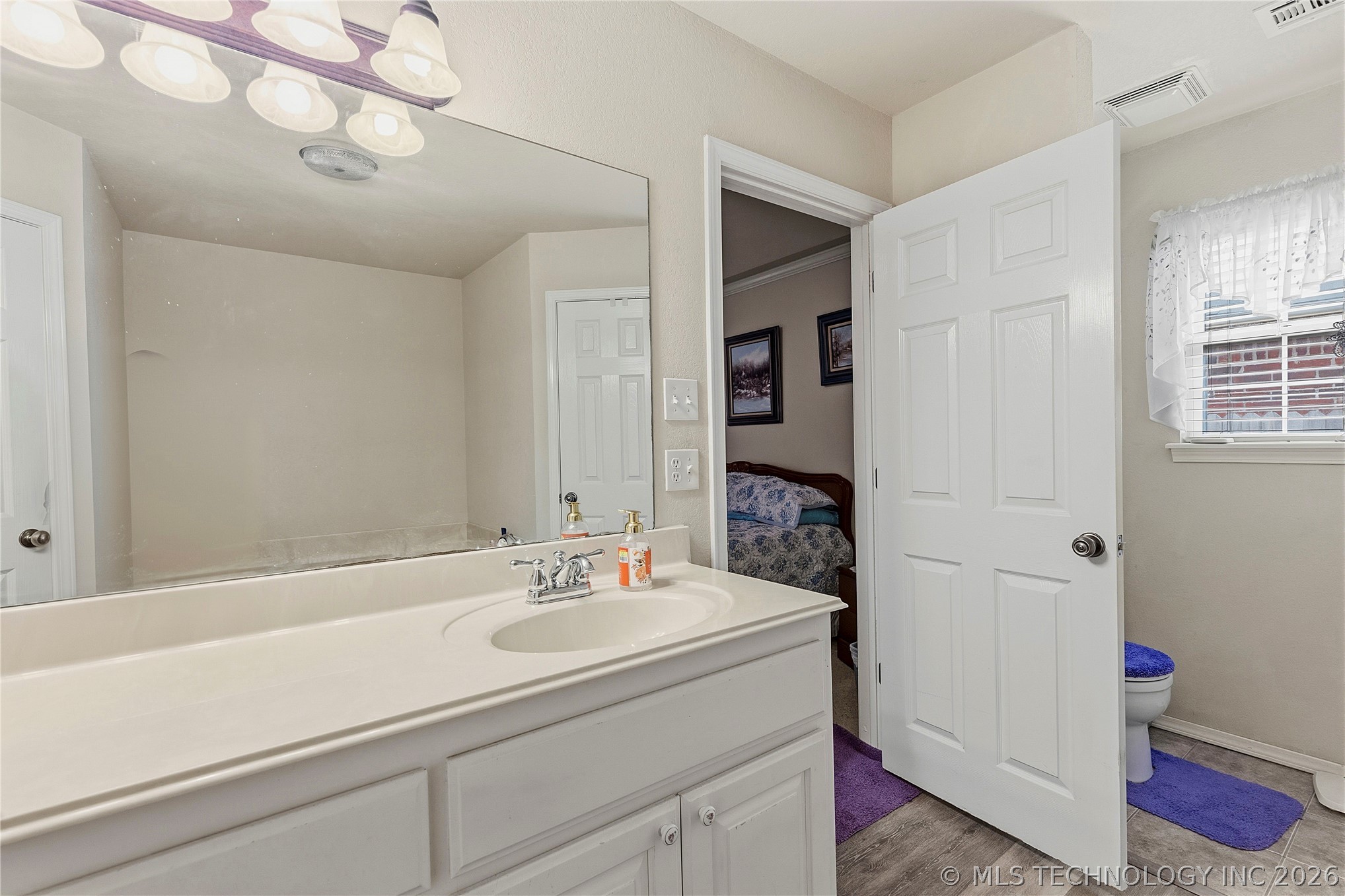 3244 S 202nd East Avenue E Broken Arrow OK 74014