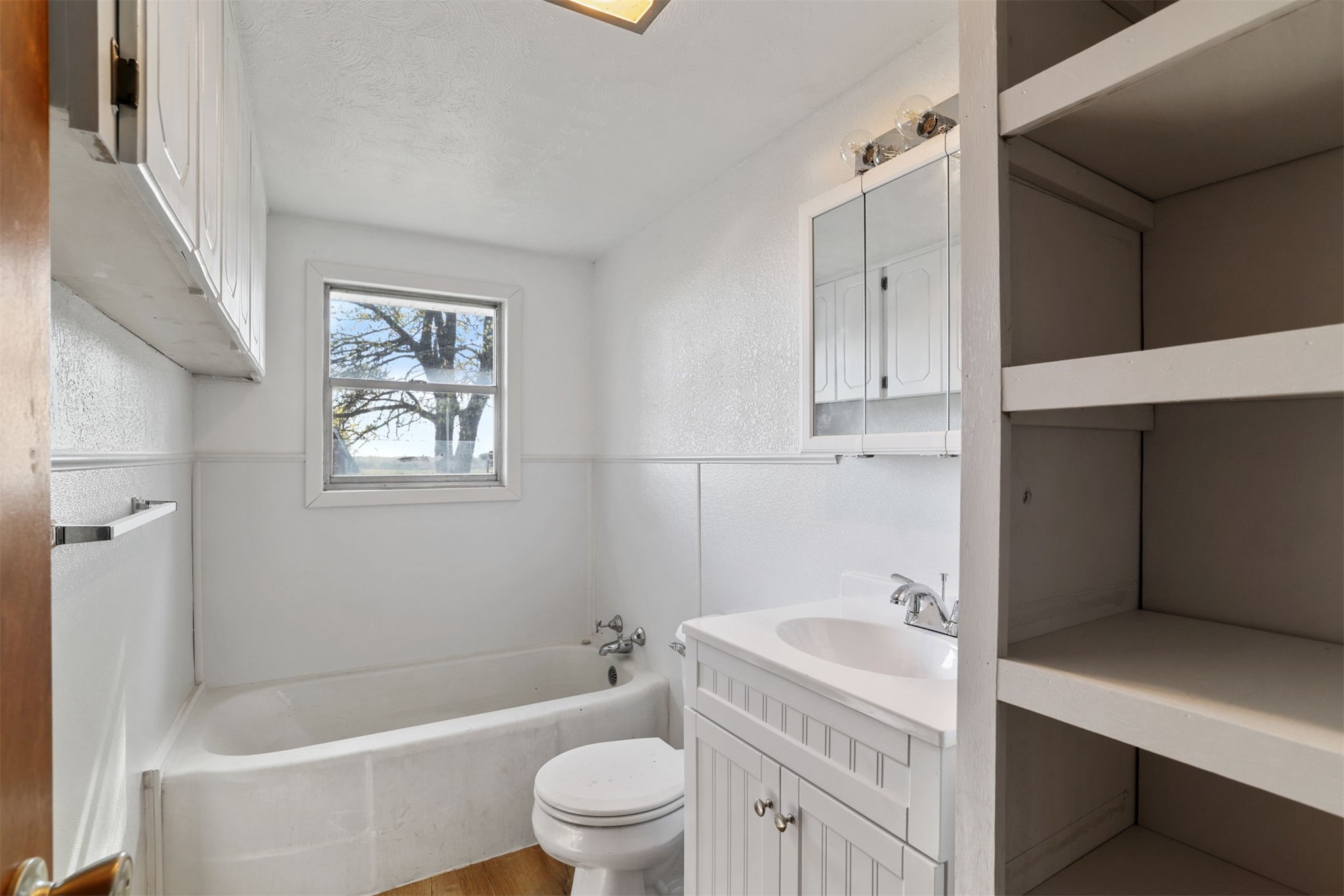 610 E Mckennon Calera OK 74730