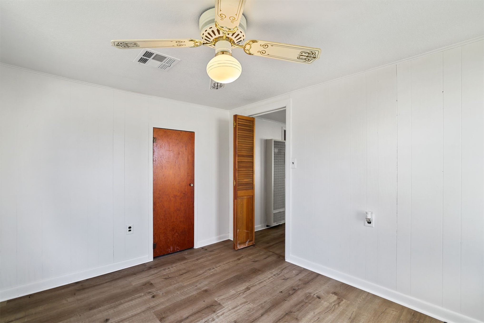 610 E Mckennon Calera OK 74730