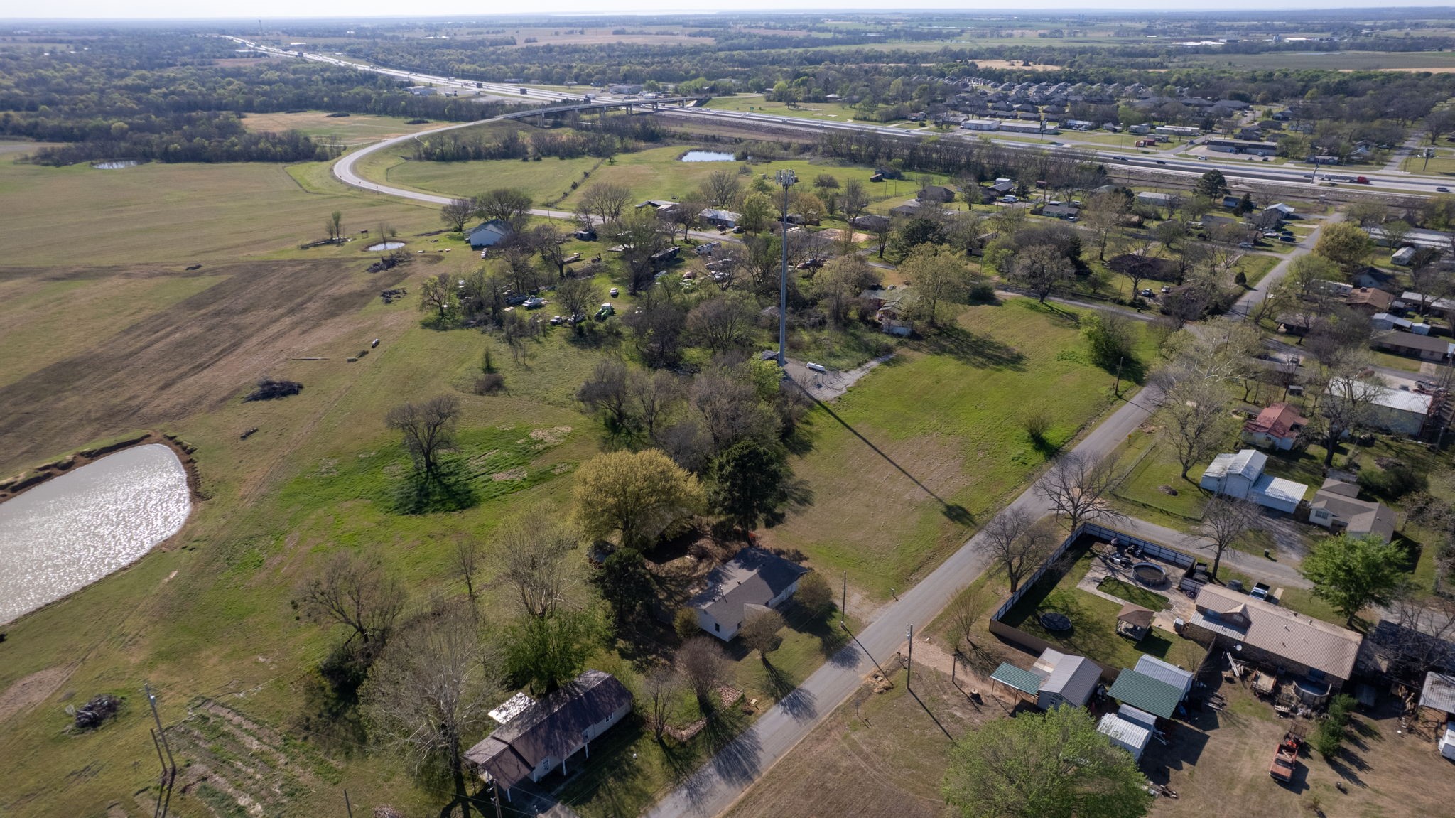 610 E Mckennon Calera OK 74730