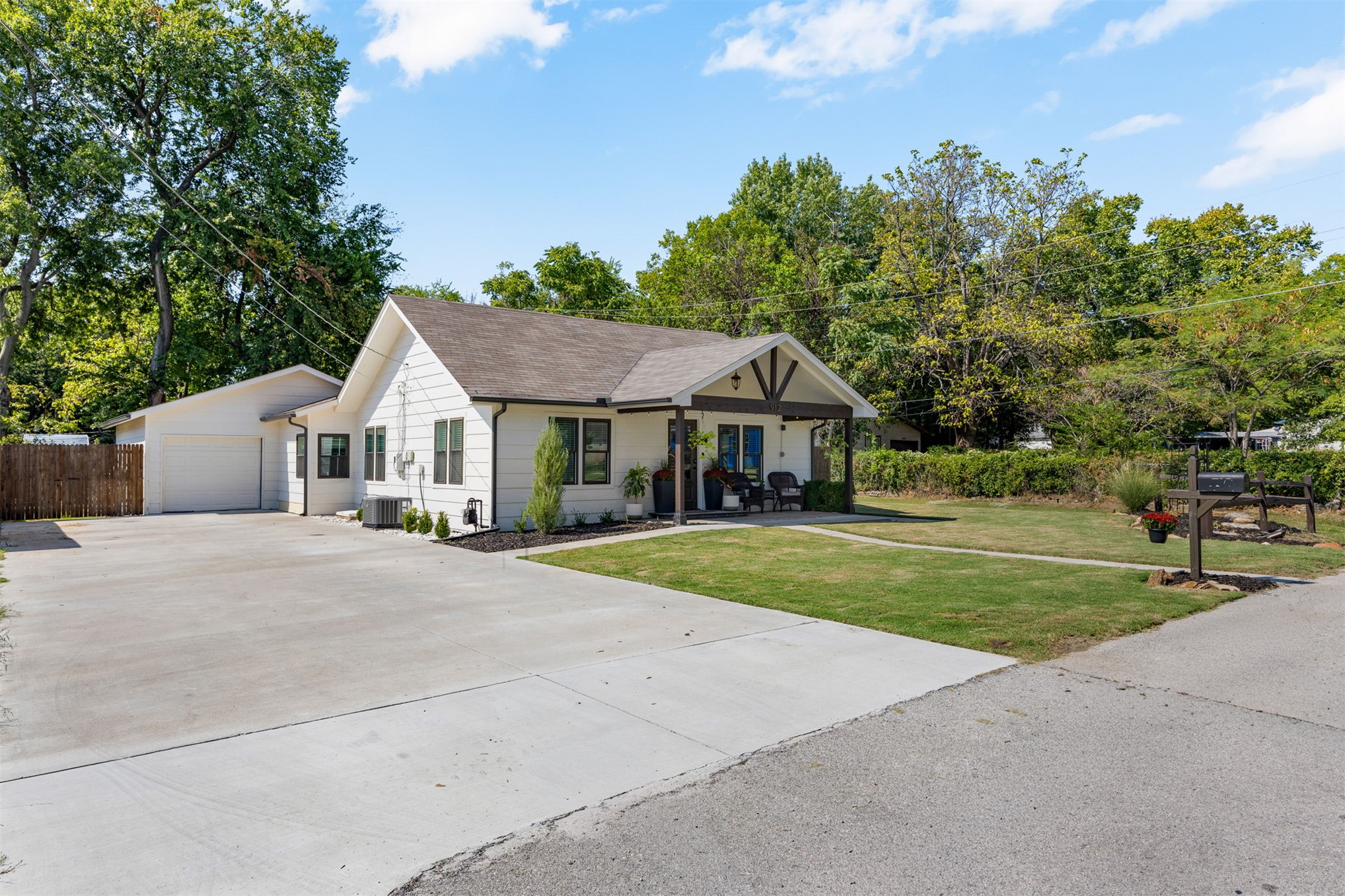 912 S Ash Avenue Broken Arrow OK 74012