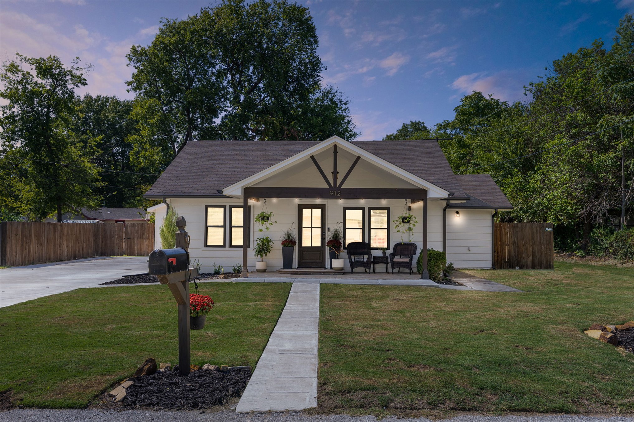 912 S Ash Avenue Broken Arrow OK 74012