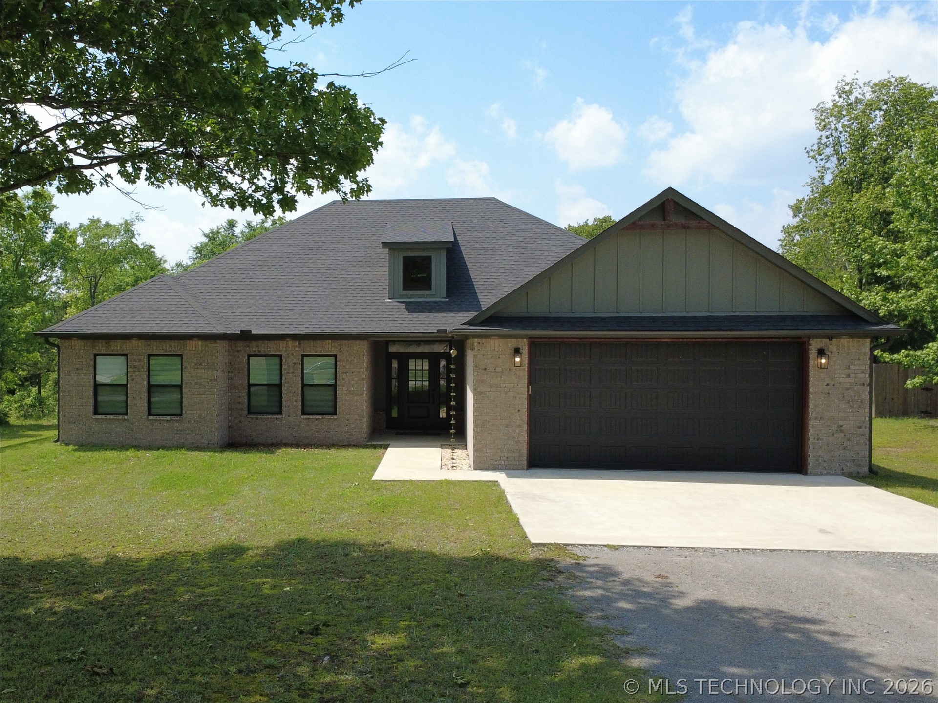 16521 N 573 Road Tahlequah OK 74464