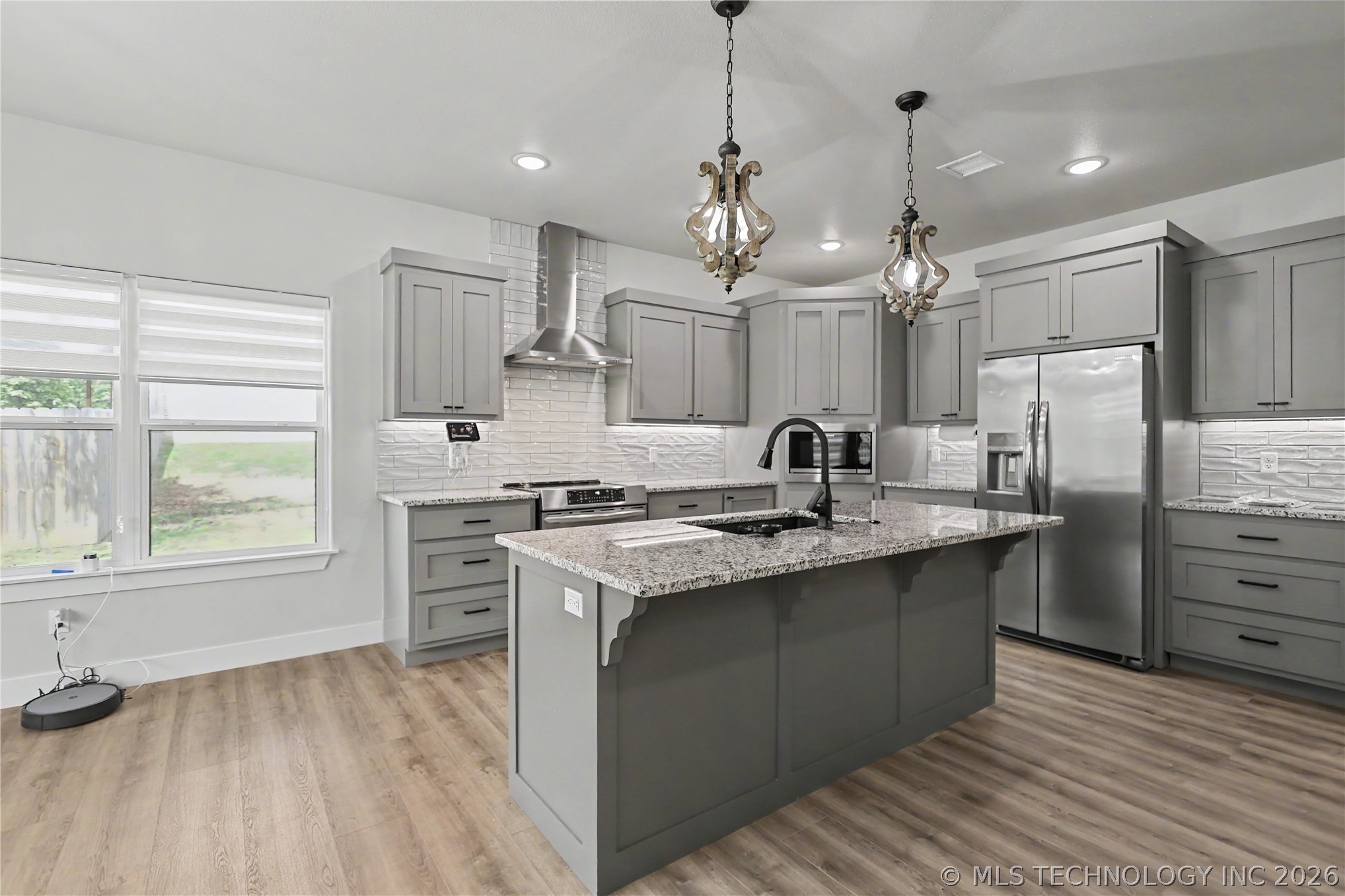 16521 N 573 Road Tahlequah OK 74464