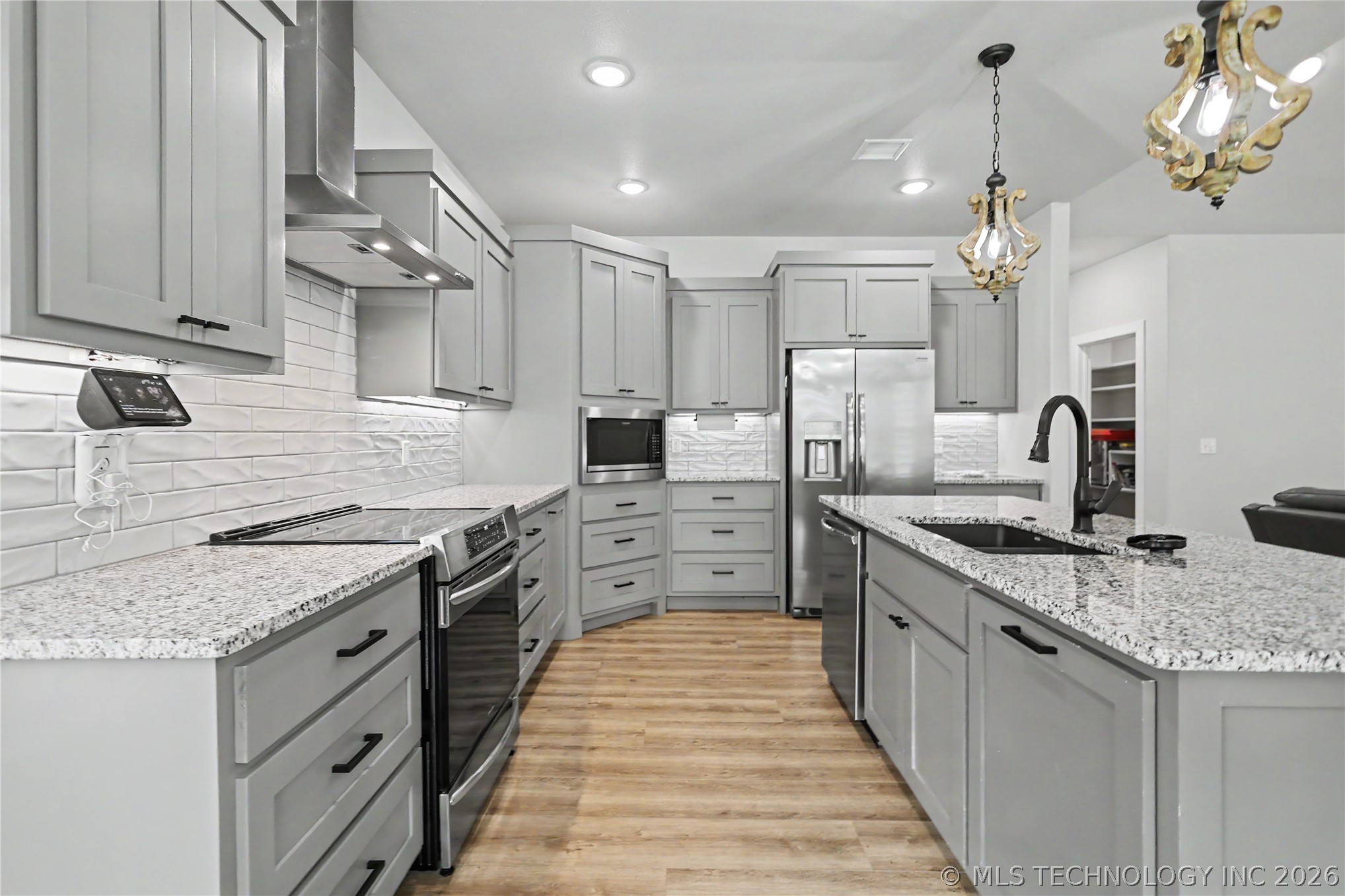 16521 N 573 Road Tahlequah OK 74464