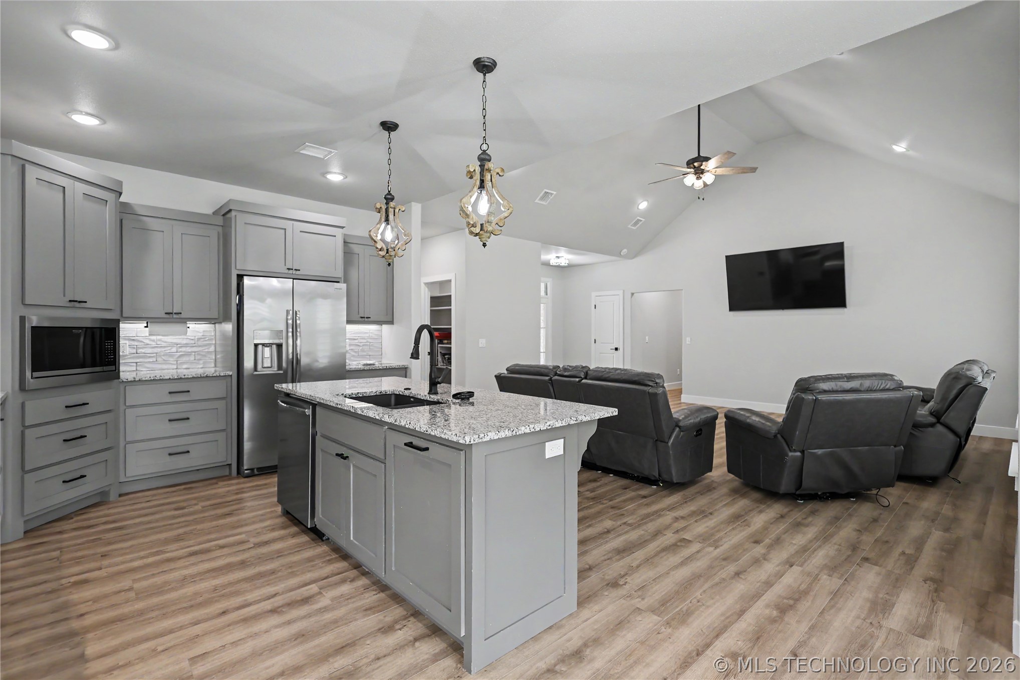 16521 N 573 Road Tahlequah OK 74464