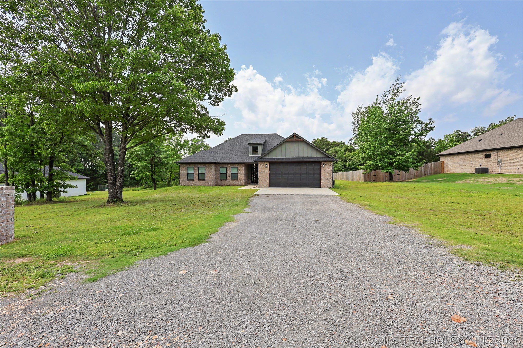 16521 N 573 Road Tahlequah OK 74464