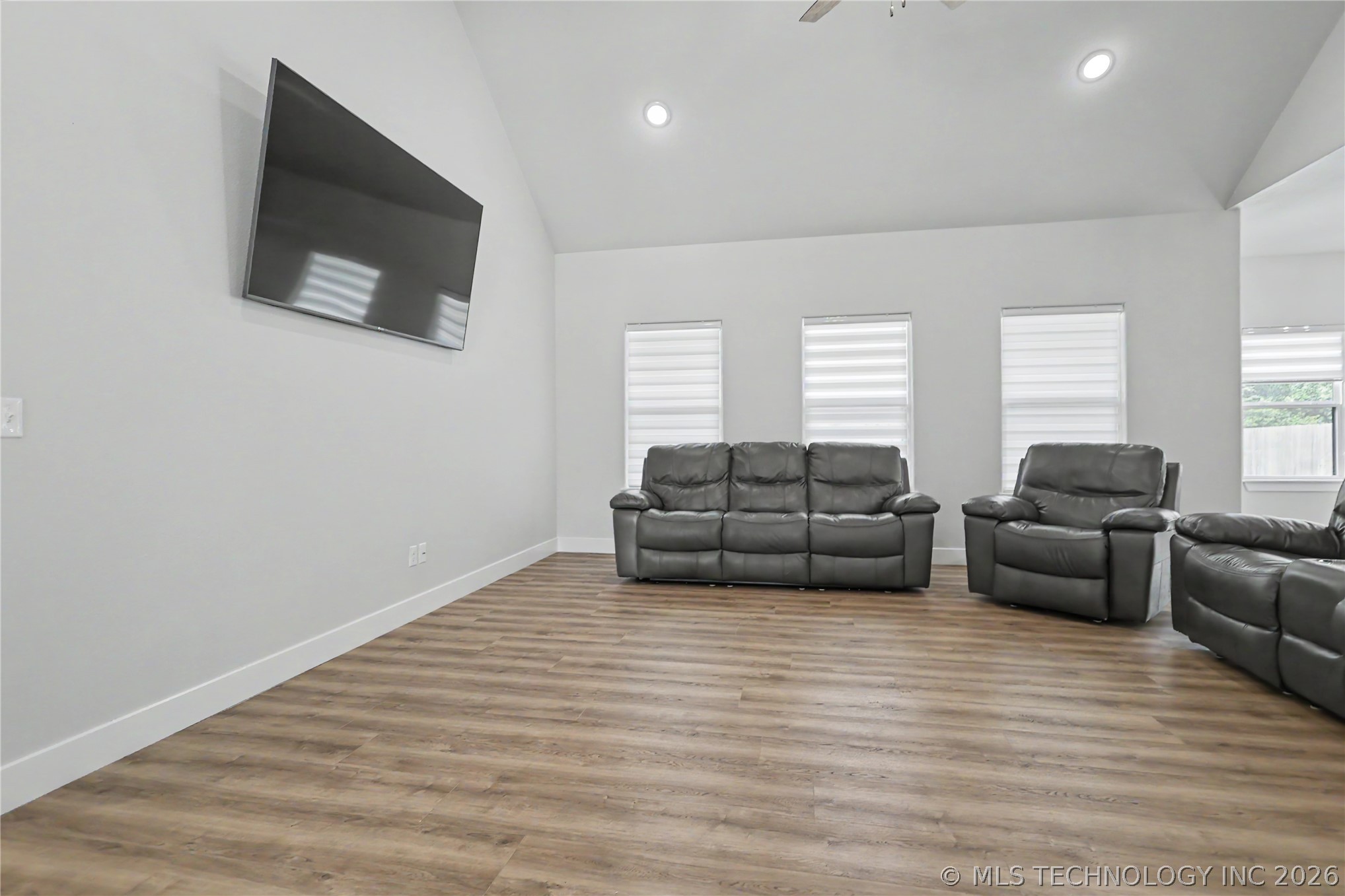 16521 N 573 Road Tahlequah OK 74464
