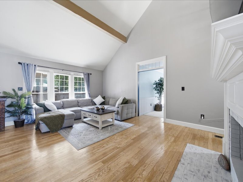 1905 Court Miami OK 74354