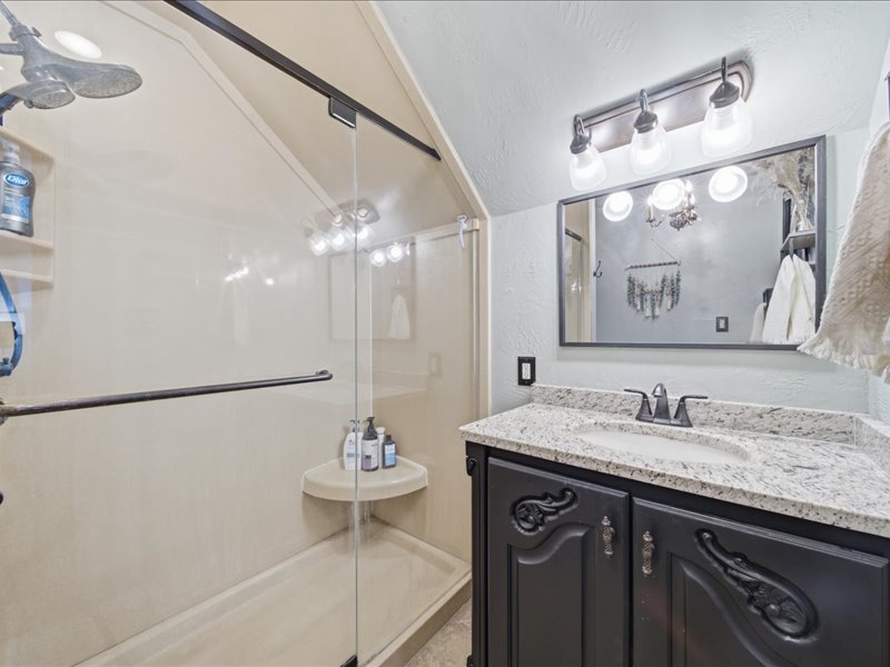 1905 Dunsinane Court Miami OK 74354