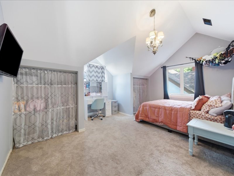 1905 Court Miami OK 74354