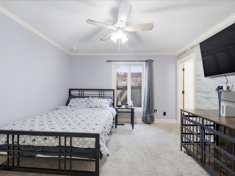 1905 Court Miami OK 74354