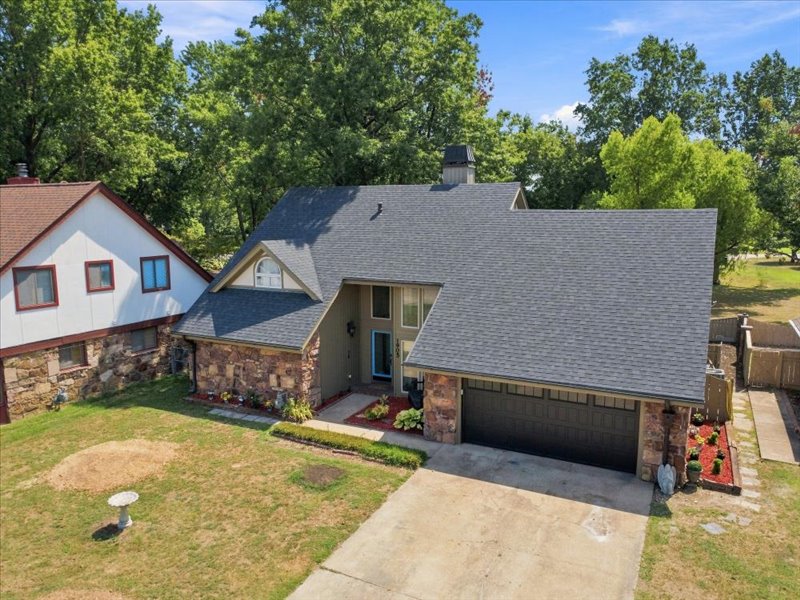 1905 Court Miami OK 74354