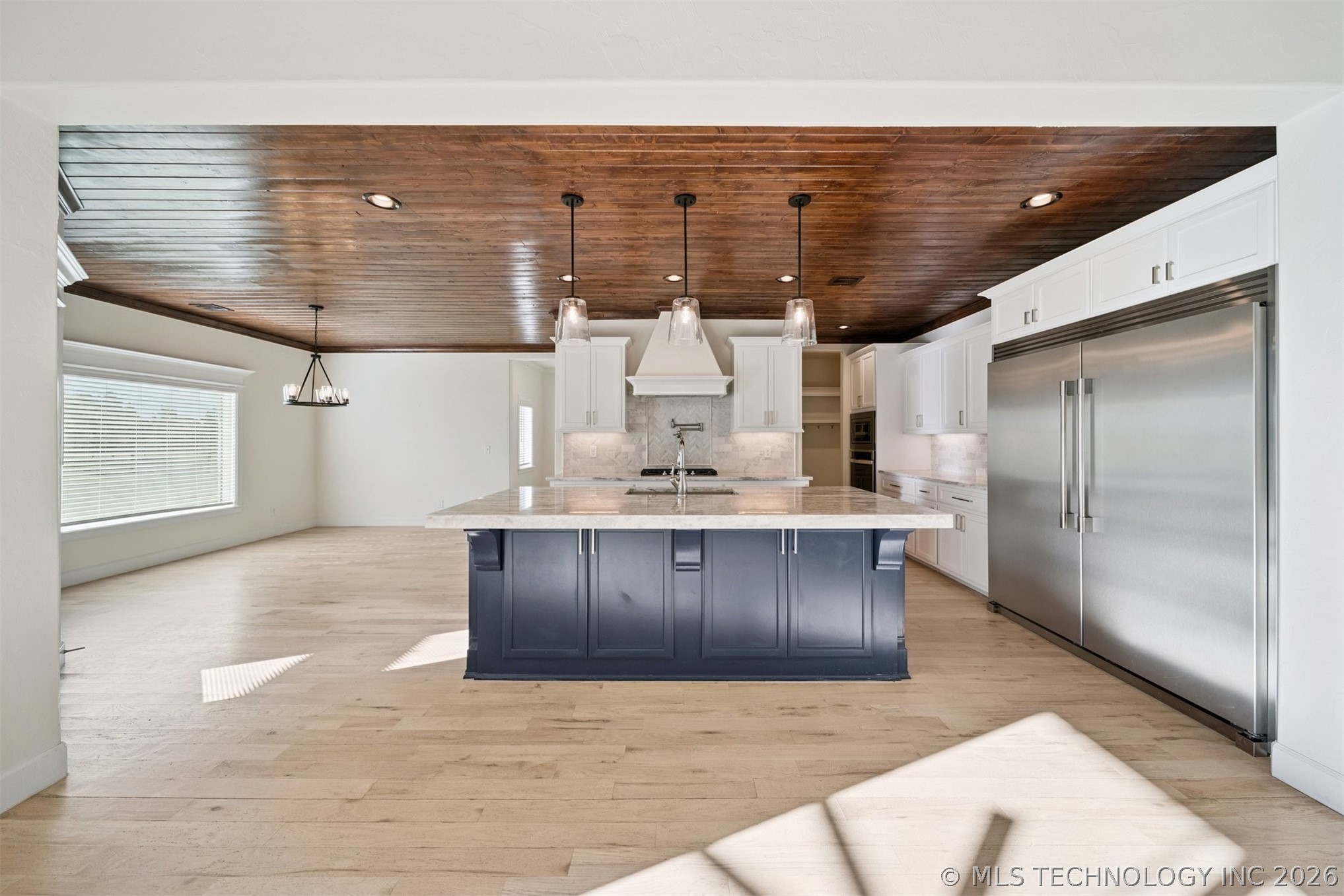 6131 N Creekwood Drive Owasso OK 74055