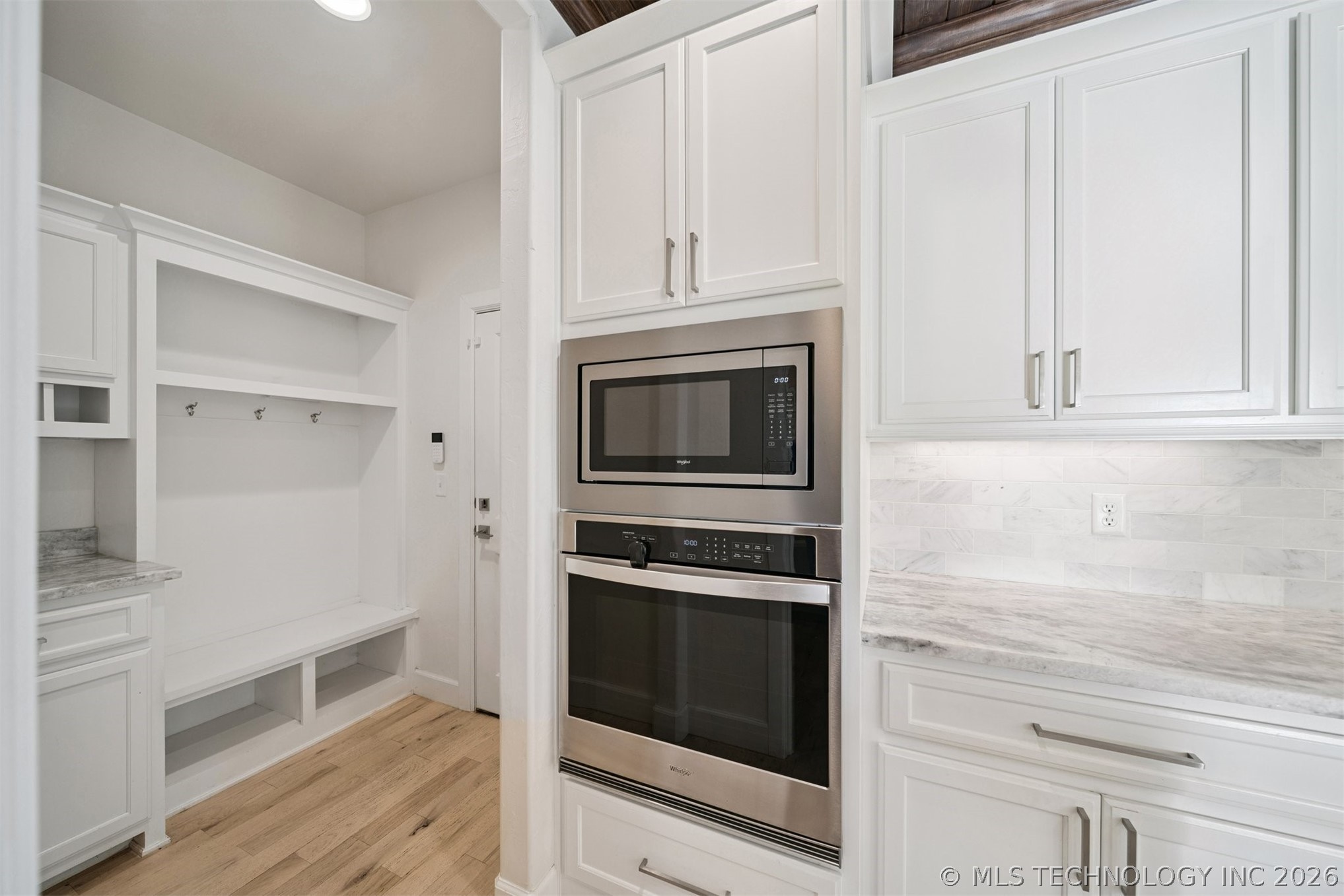 6131 N Creekwood Drive Owasso OK 74055
