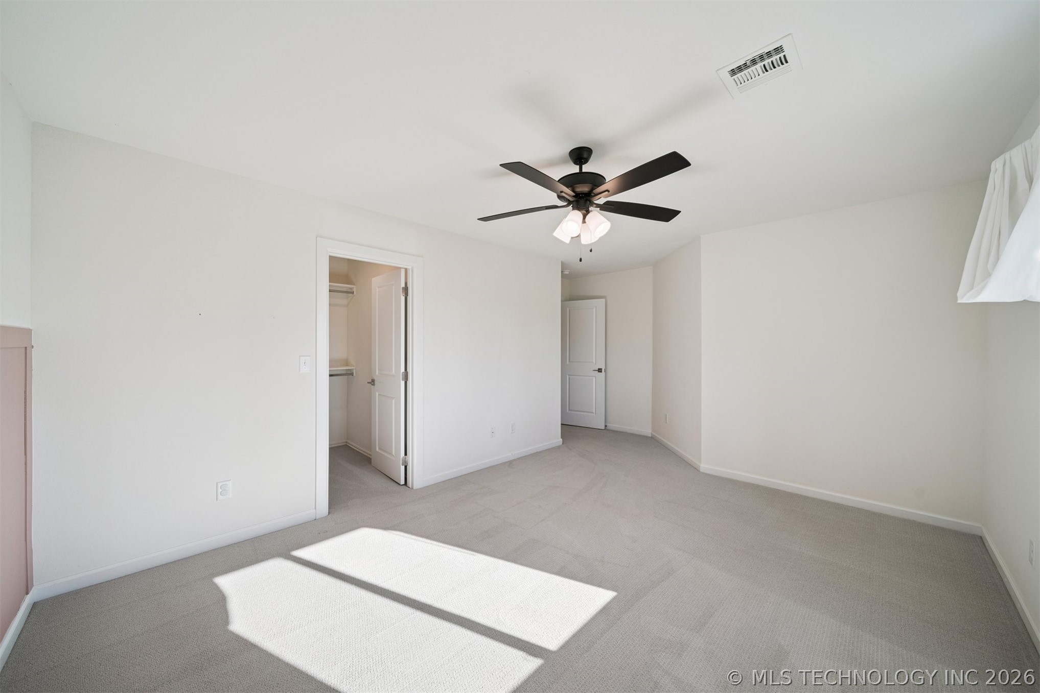 6131 N Creekwood Drive Owasso OK 74055