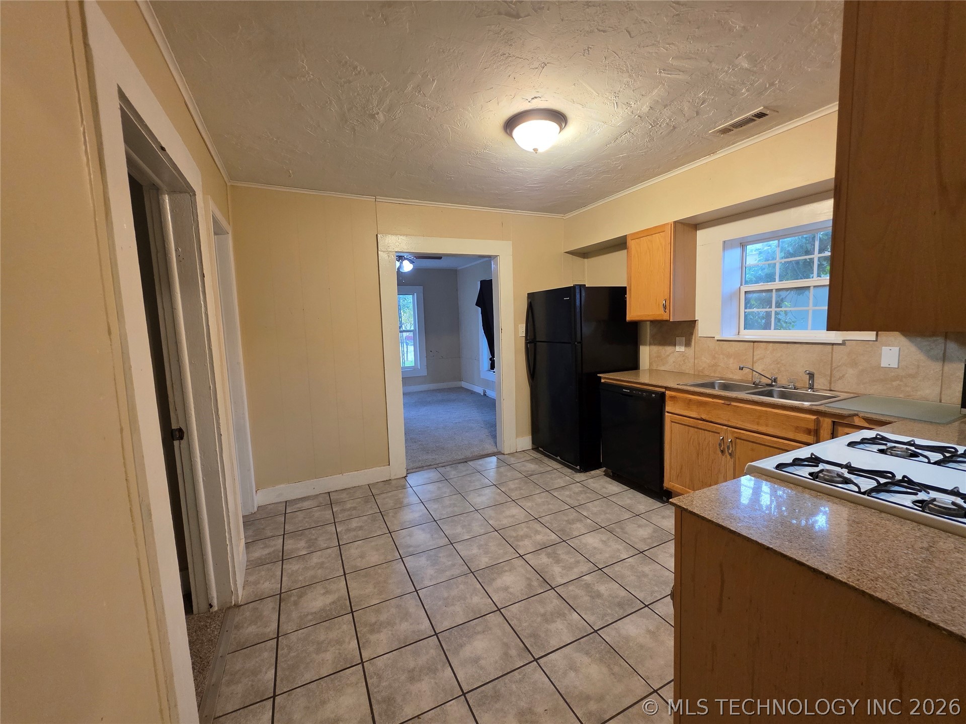 403 S 47th Westavenue Tulsa OK 74127