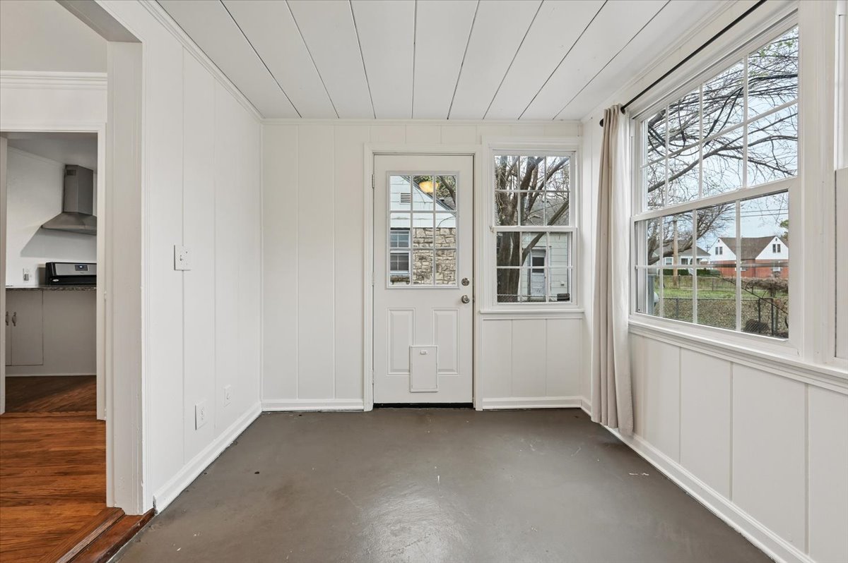 3407 E 5th Place Tulsa OK 74112