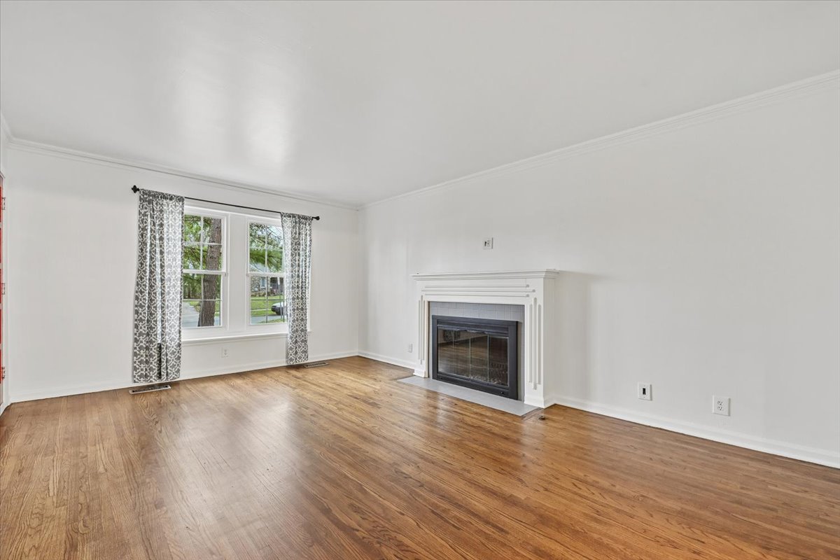 3407 E 5th Place Tulsa OK 74112