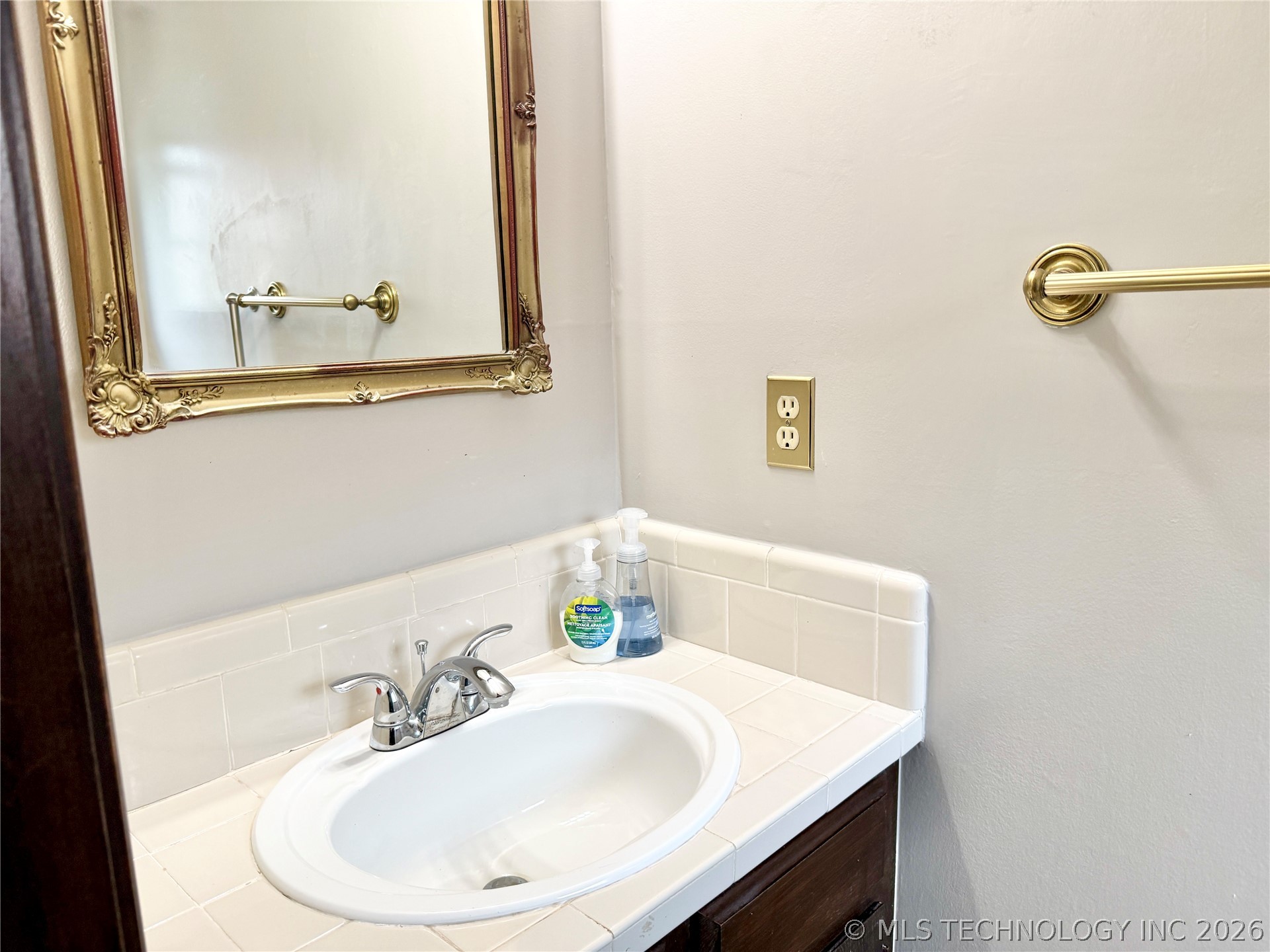 7237 E 64th Place Tulsa OK 74133