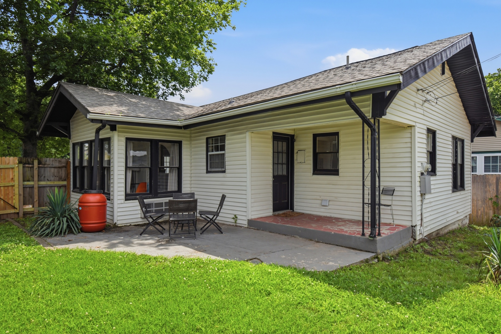 2015 W Easton Street Tulsa OK 74127