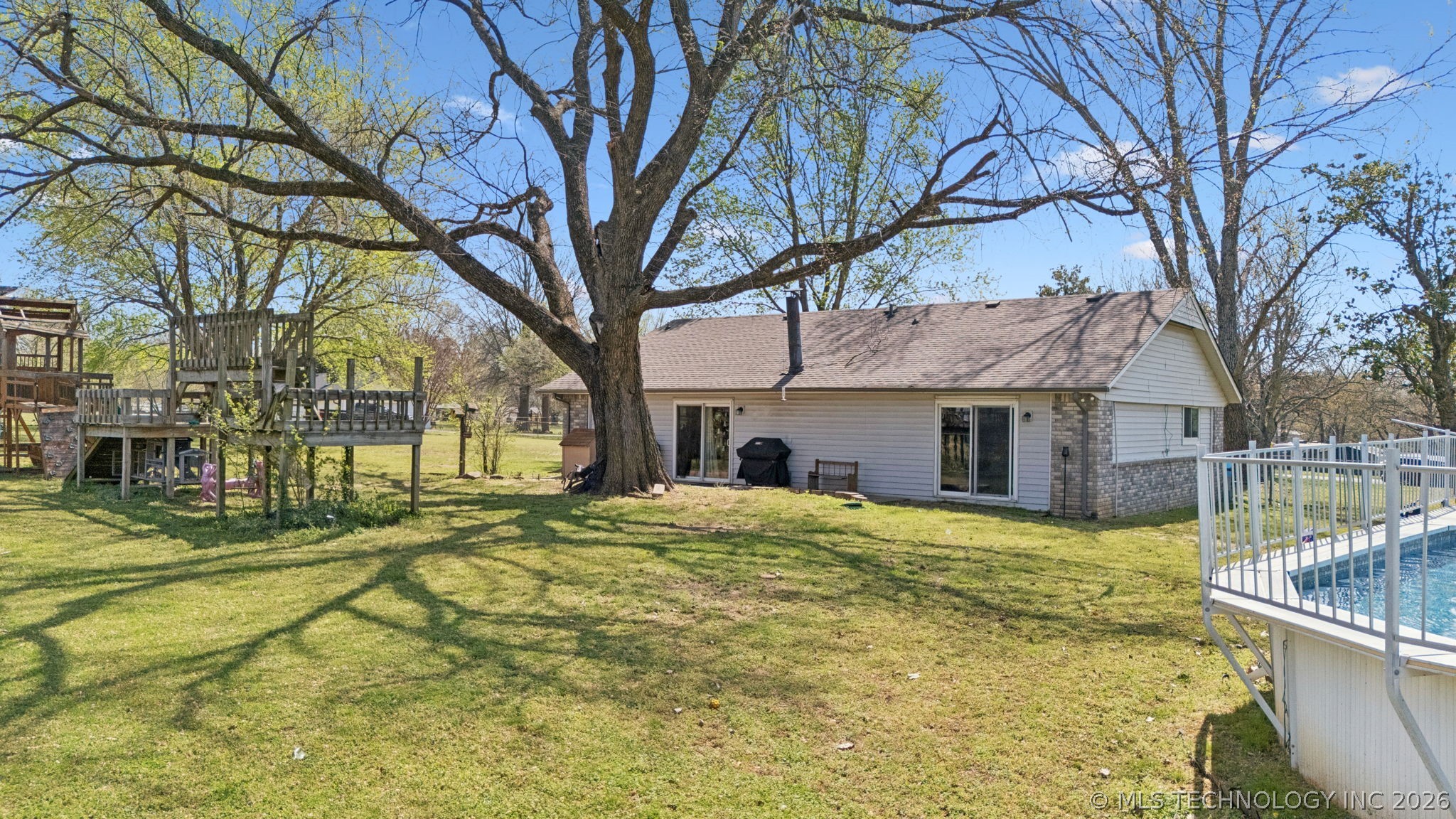 10277 E 2nd Street Claremore OK 74019
