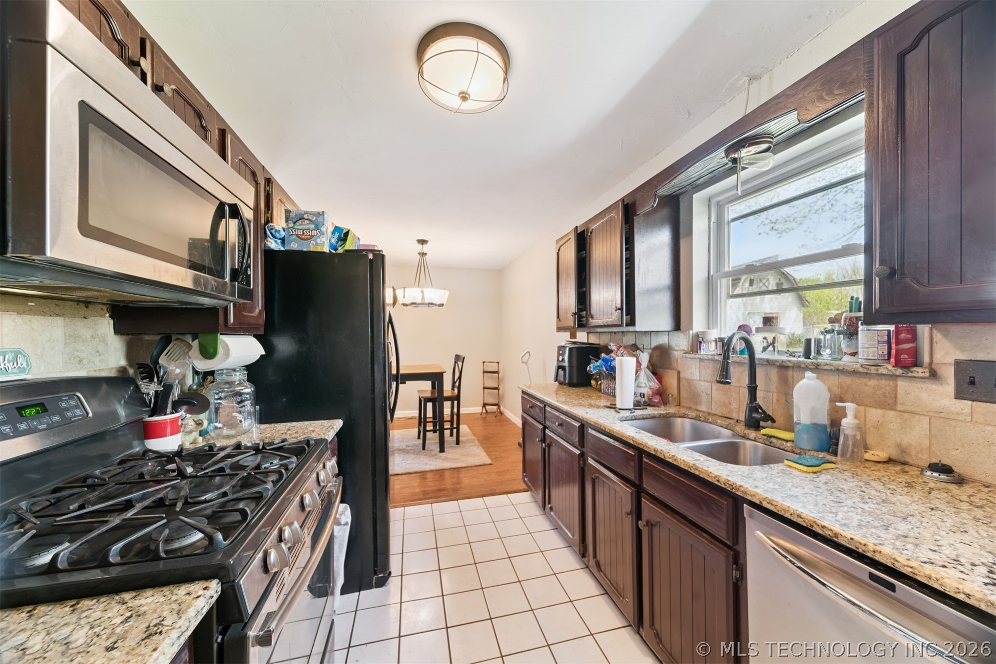 10277 E 2nd Street Claremore OK 74019