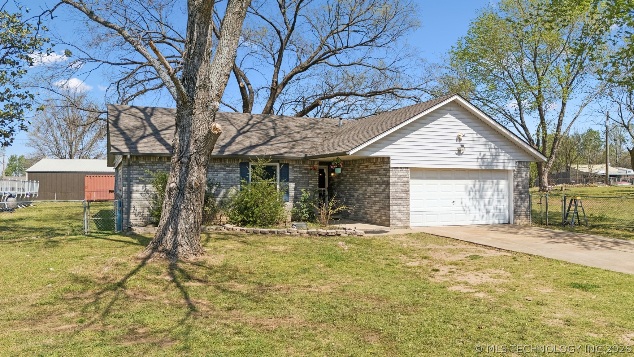 10277 E 2nd Street Claremore OK 74019