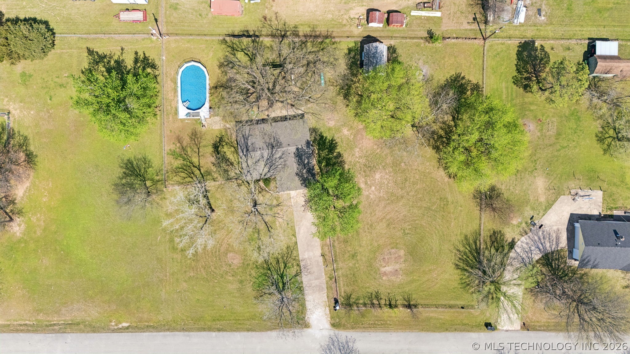 10277 E 2nd Street Claremore OK 74019