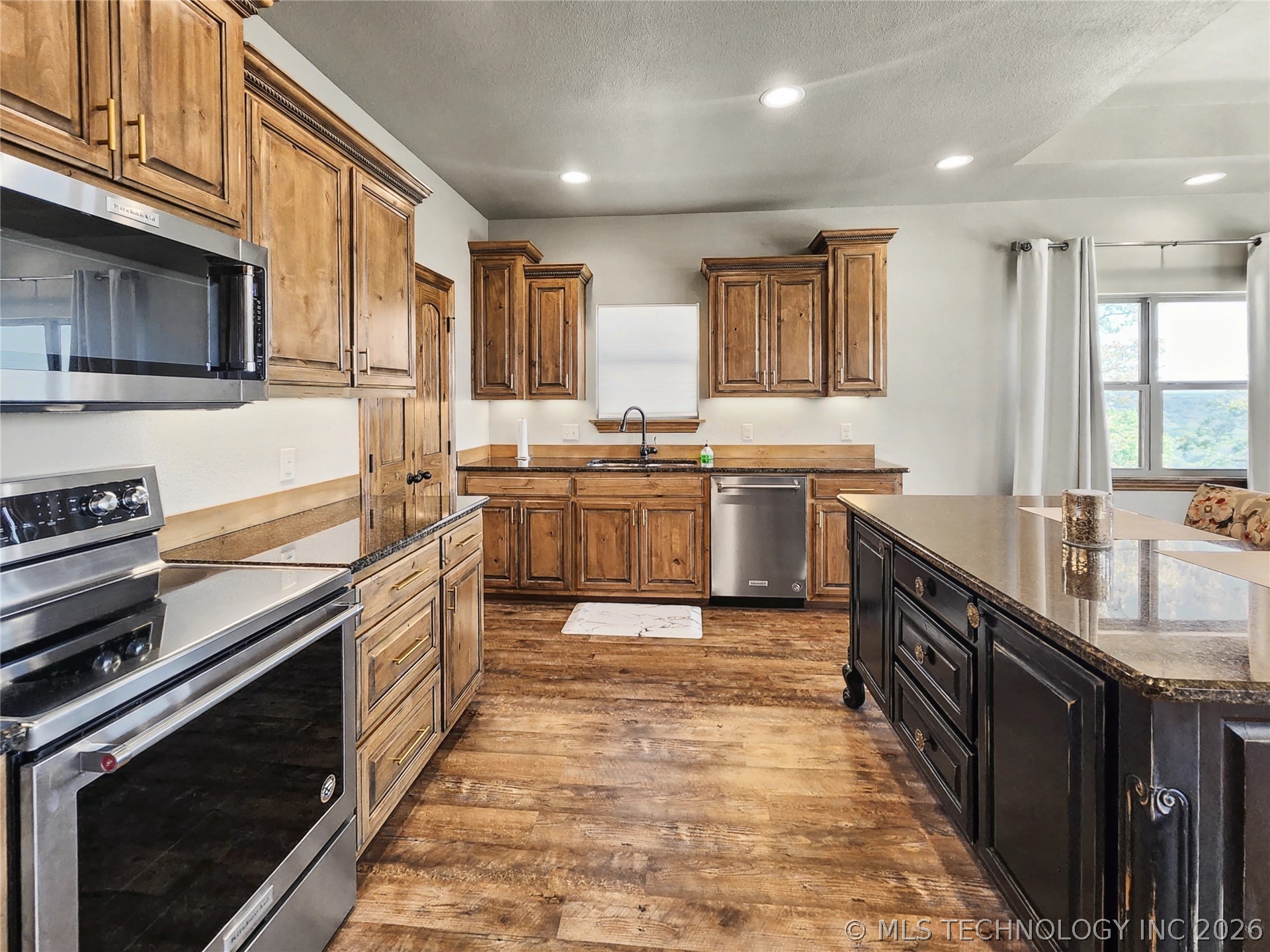 29498 S Timberline Drive Park Hill OK 74451