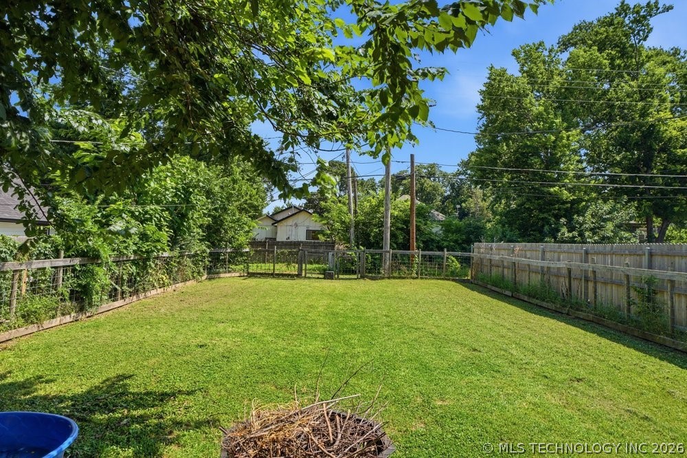 308 E 4th Street Claremore OK 74017