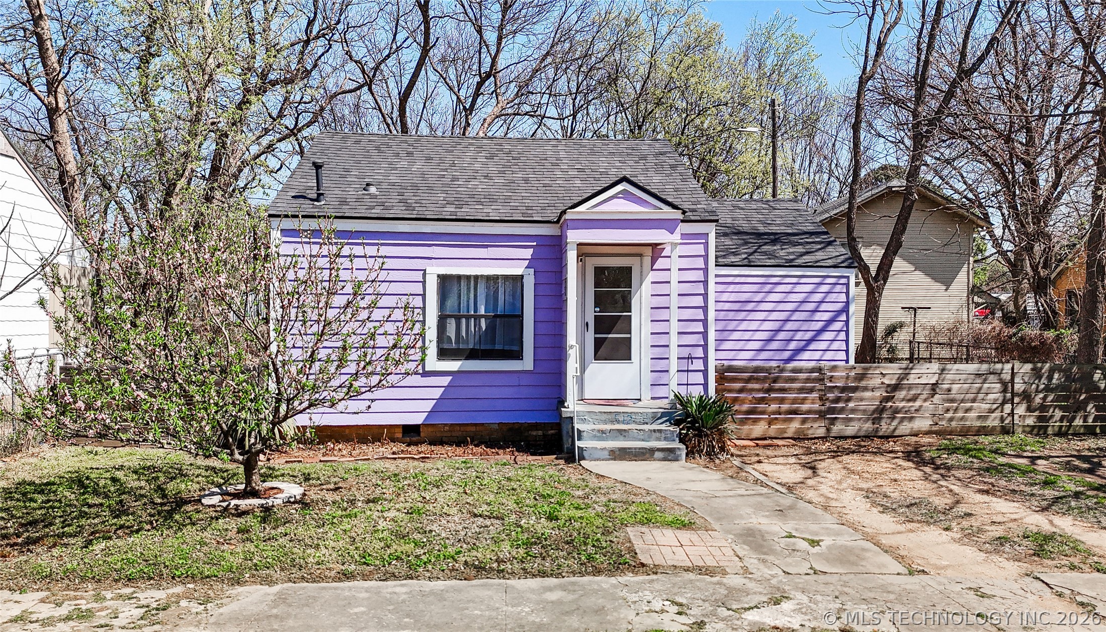 512 N Francis Street Ada OK 74820