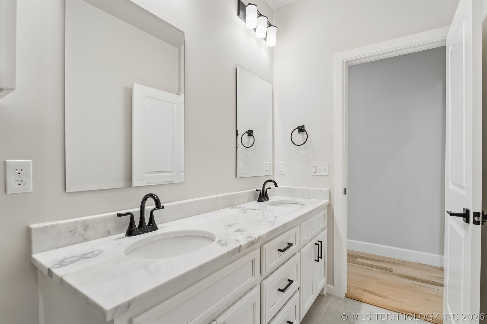 2601 W Twin Oaks Street Broken Arrow OK 74012