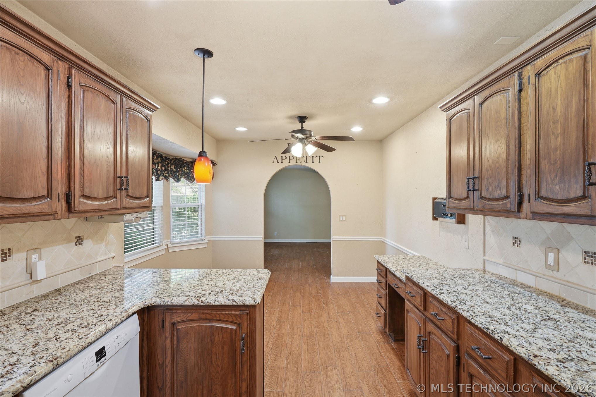 3776 E 82nd Court Tulsa OK 74137