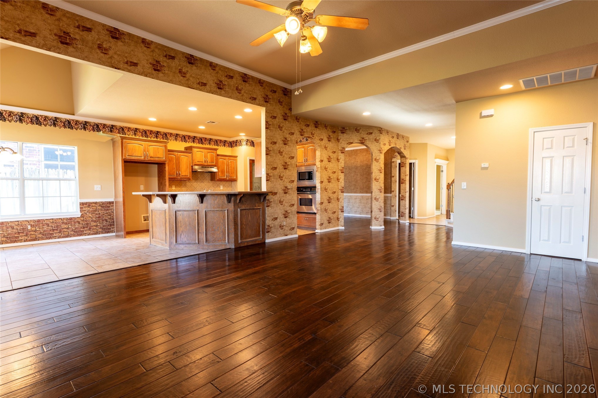 4213 S Palm Avenue Broken Arrow OK 74011