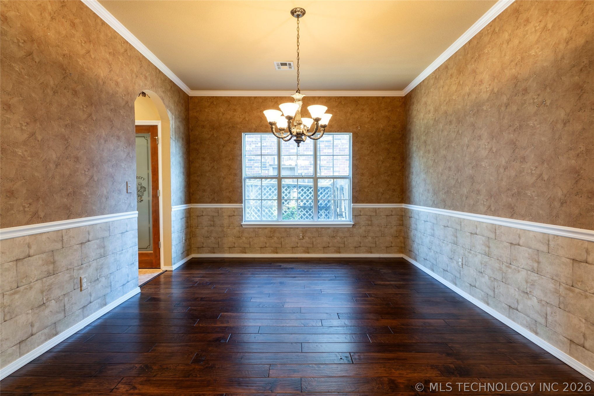 4213 S Palm Avenue Broken Arrow OK 74011