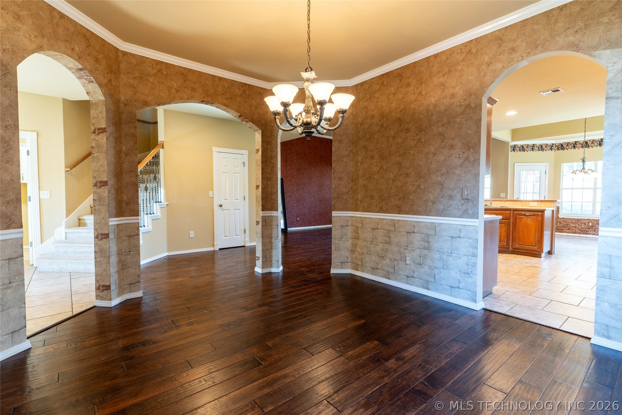 4213 S Palm Avenue Broken Arrow OK 74011