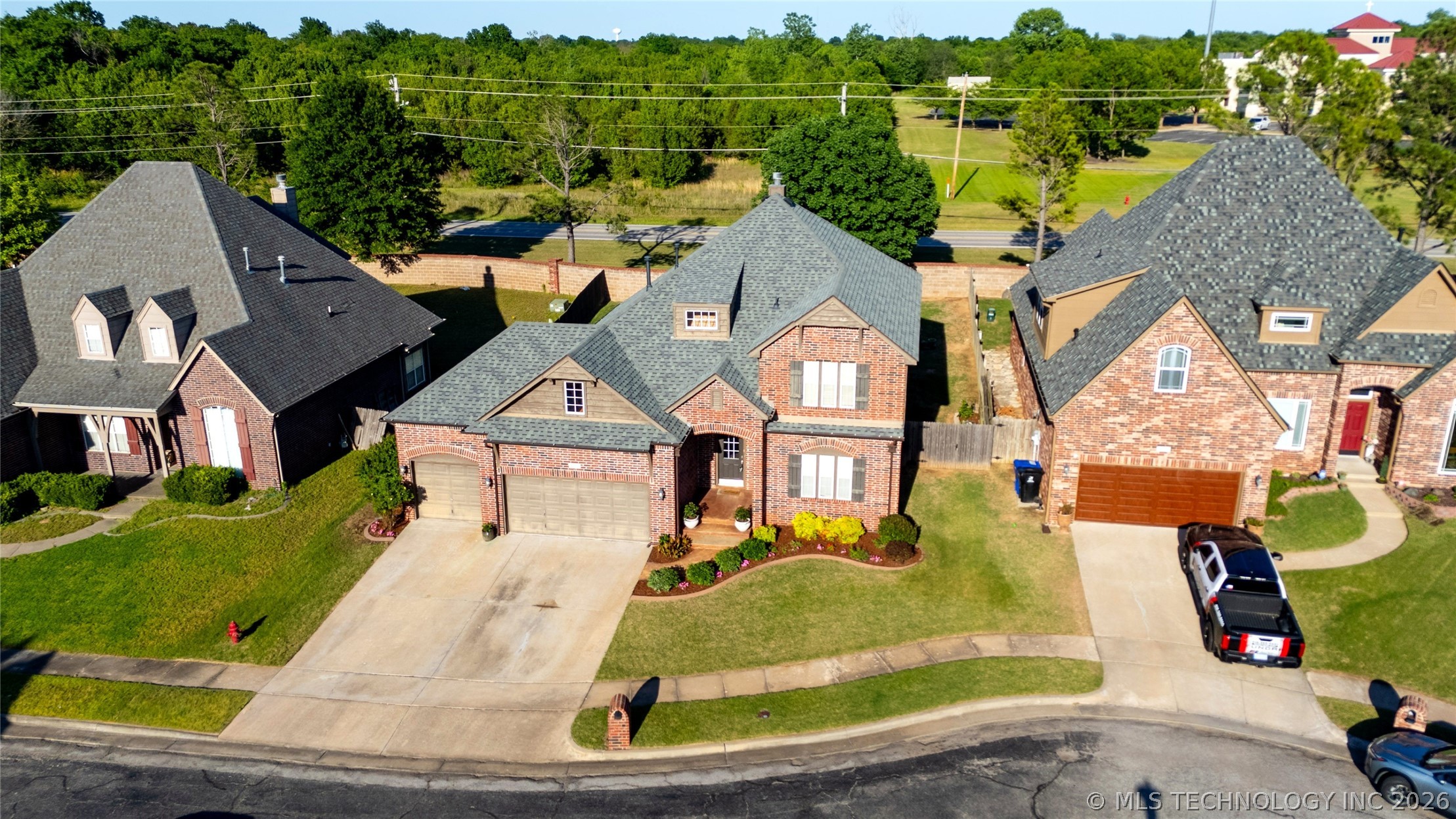 4213 S Palm Avenue Broken Arrow OK 74011