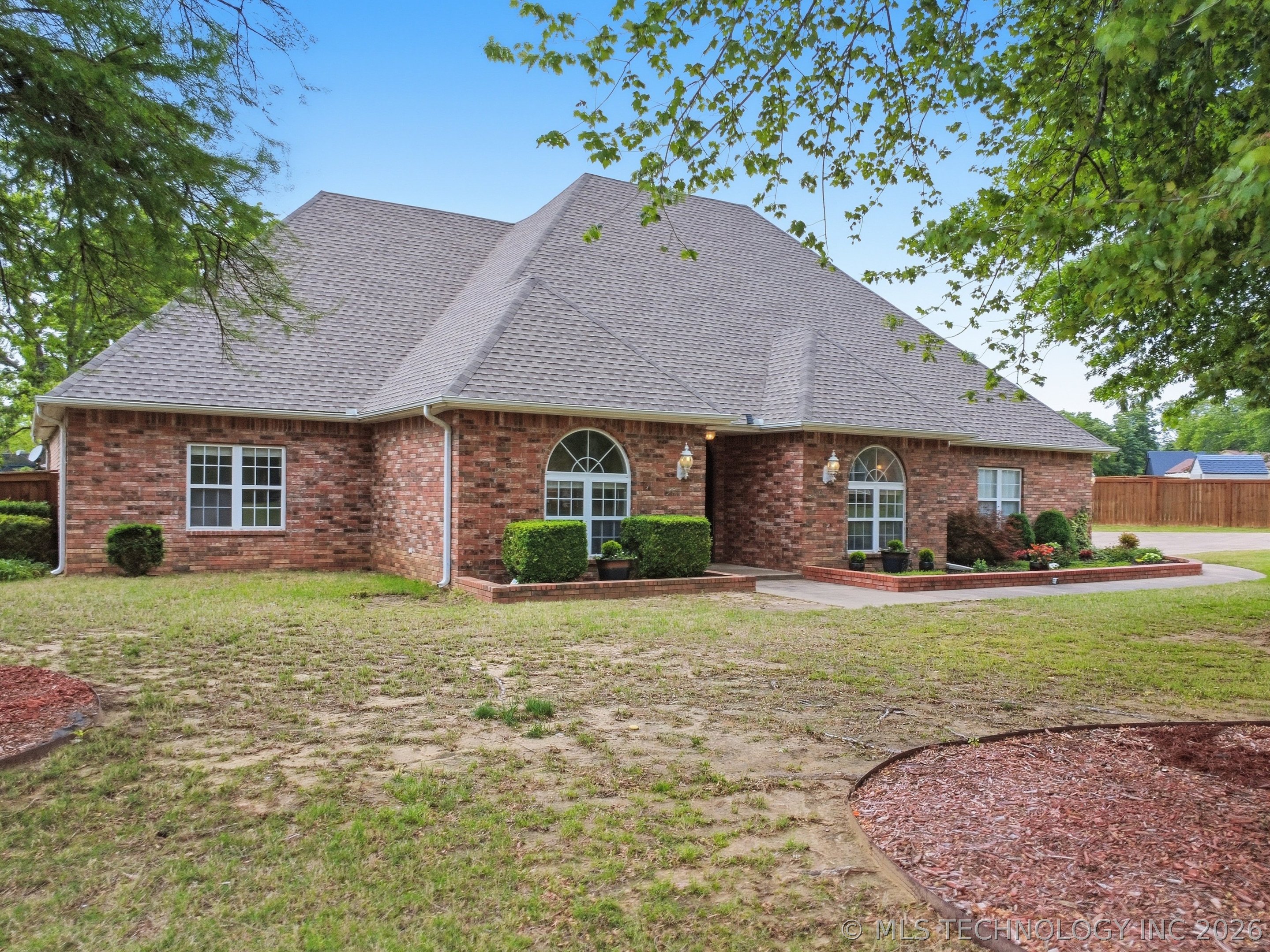 1706 Kings Road Okmulgee OK 74447