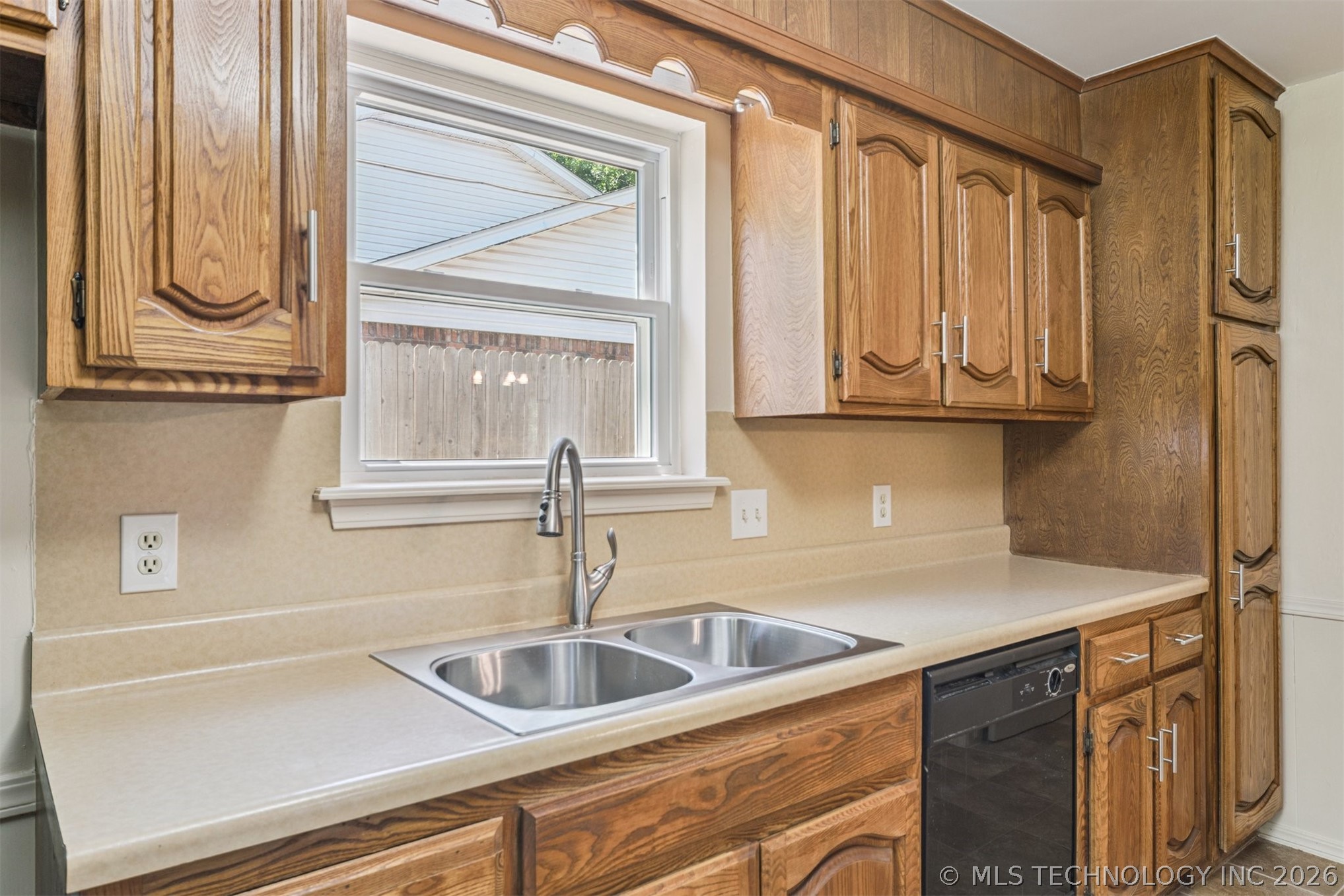 5732 E 64th Street Tulsa OK 74136