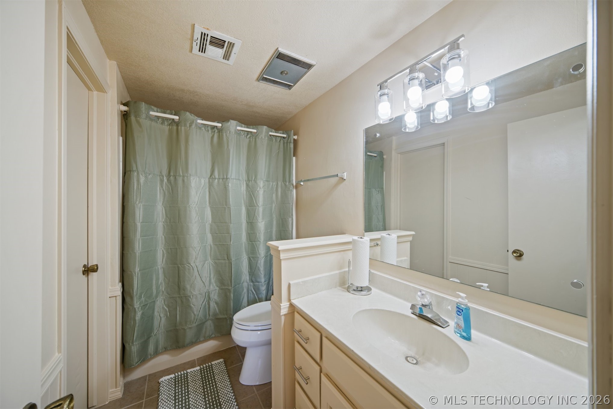 5732 E 64th Street Tulsa OK 74136