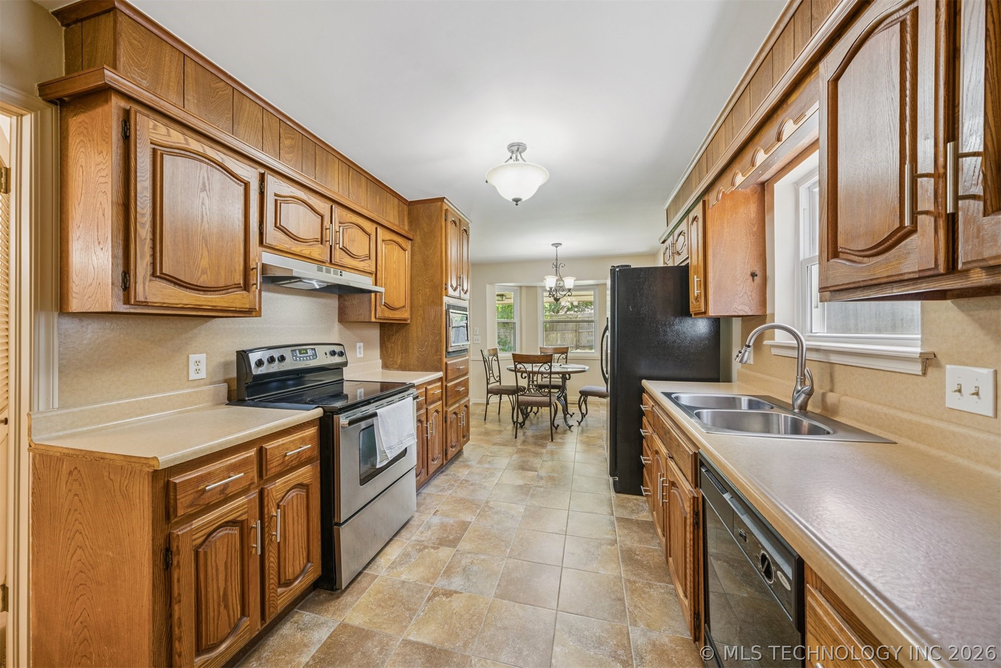 5732 E 64th Street Tulsa OK 74136