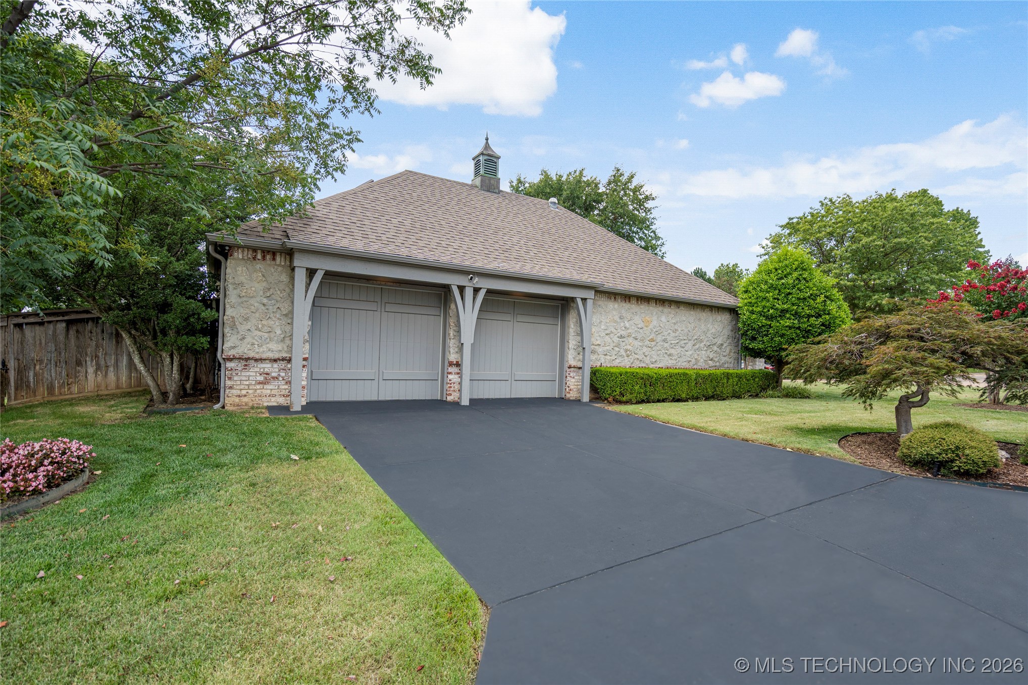 2808 E 82nd Place Tulsa OK 74137