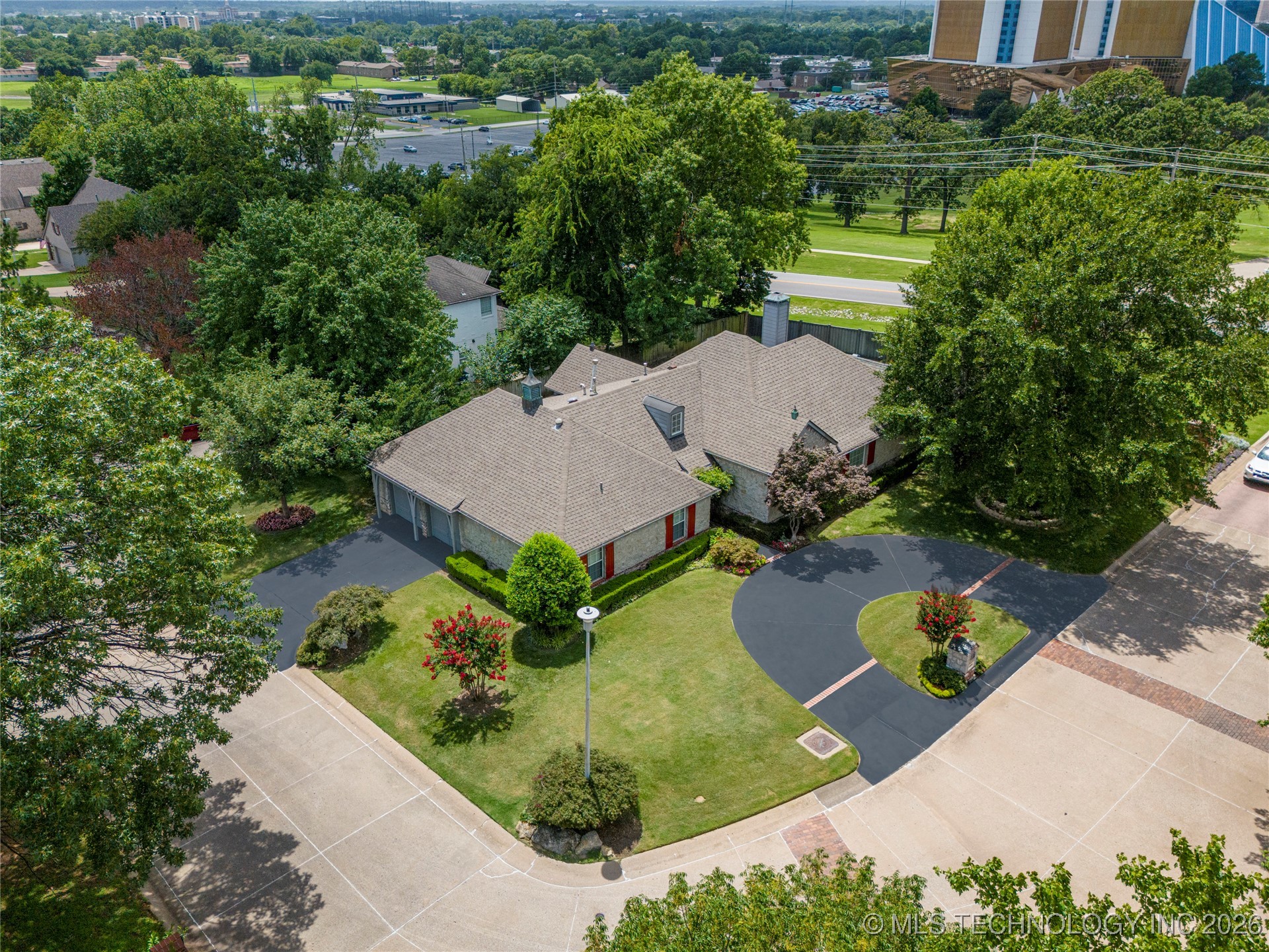 2808 E 82nd Place Tulsa OK 74137