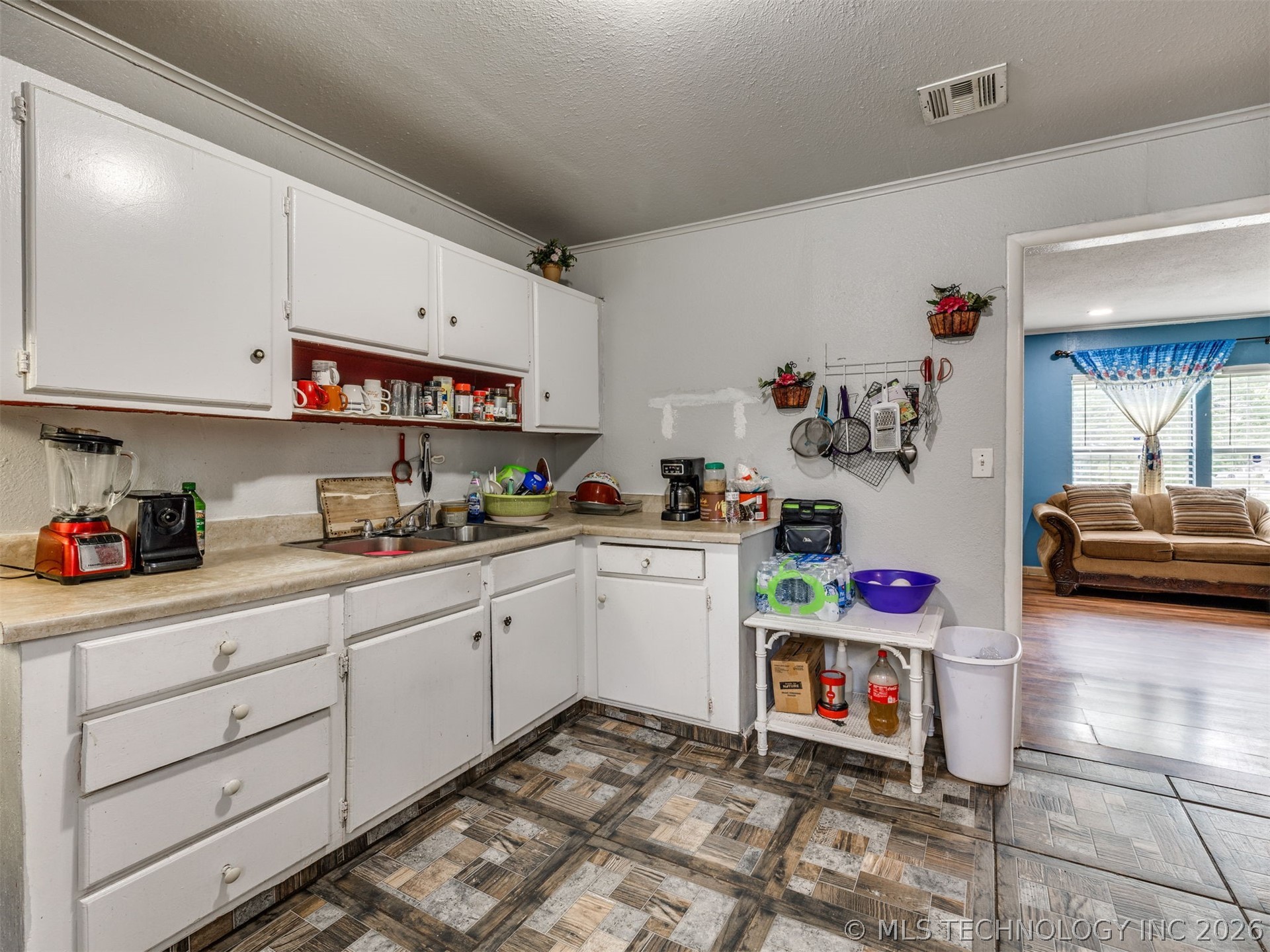 926 E 33rd Street Tulsa OK 74106