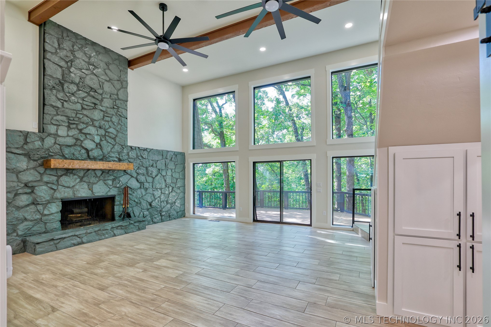 1296 Robin Hood Eufaula OK 74432