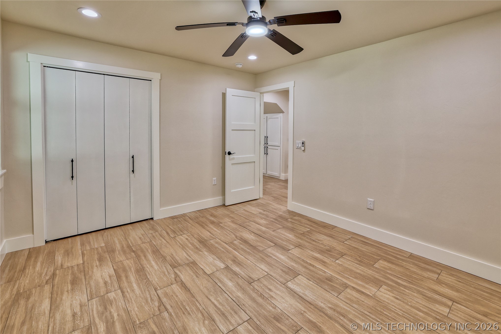 1296 Robin Hood Eufaula OK 74432