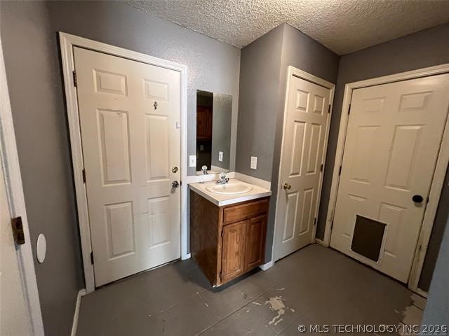 911 N Ponca Drive Cleveland OK 74020