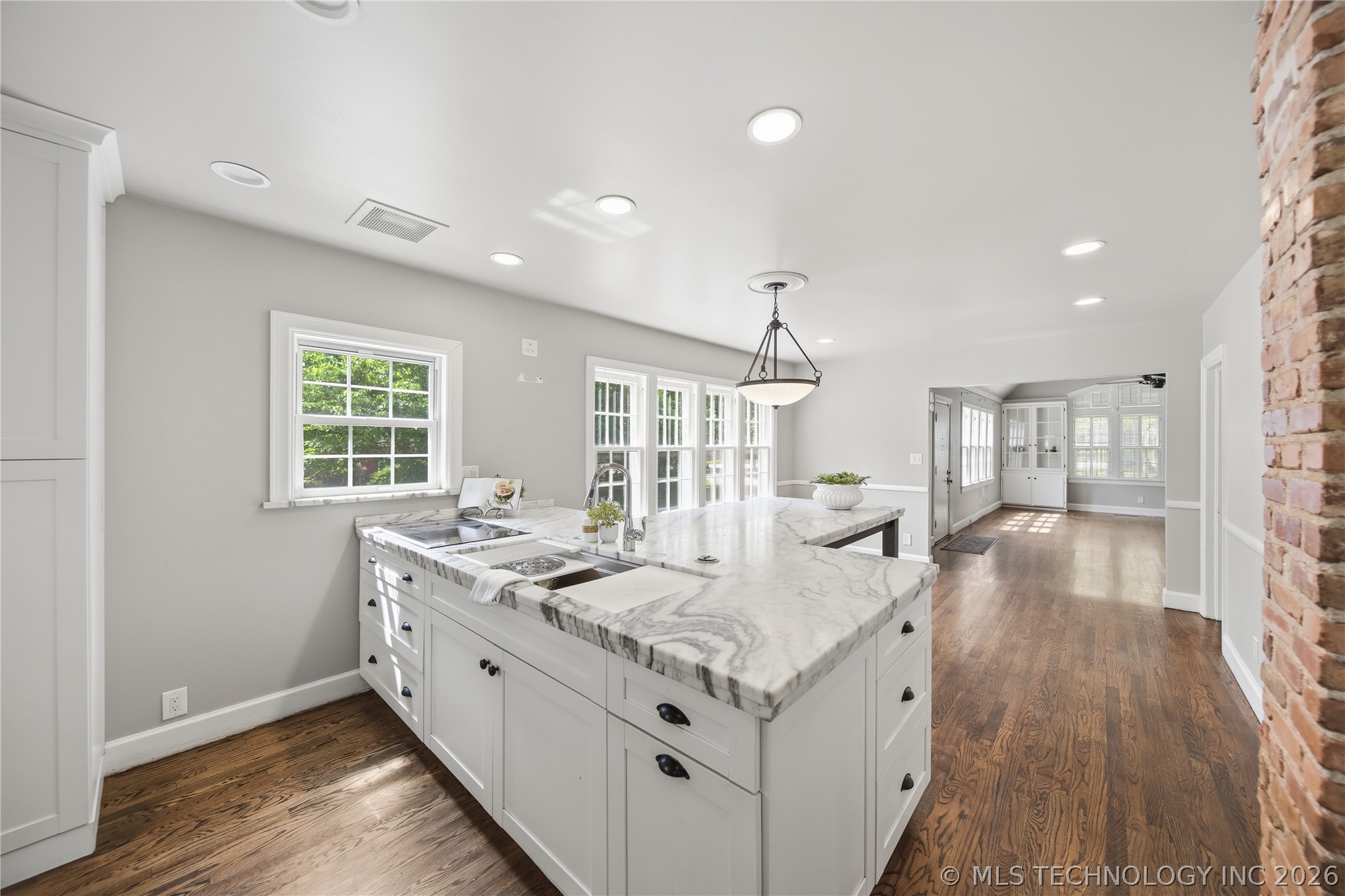 2776 E 49th Street Tulsa OK 74105